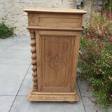 Table de chevet néo-rennaissance