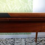 Scandinavian extensible table Samcom renovated graphic