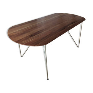 Table en bois massif - personnes