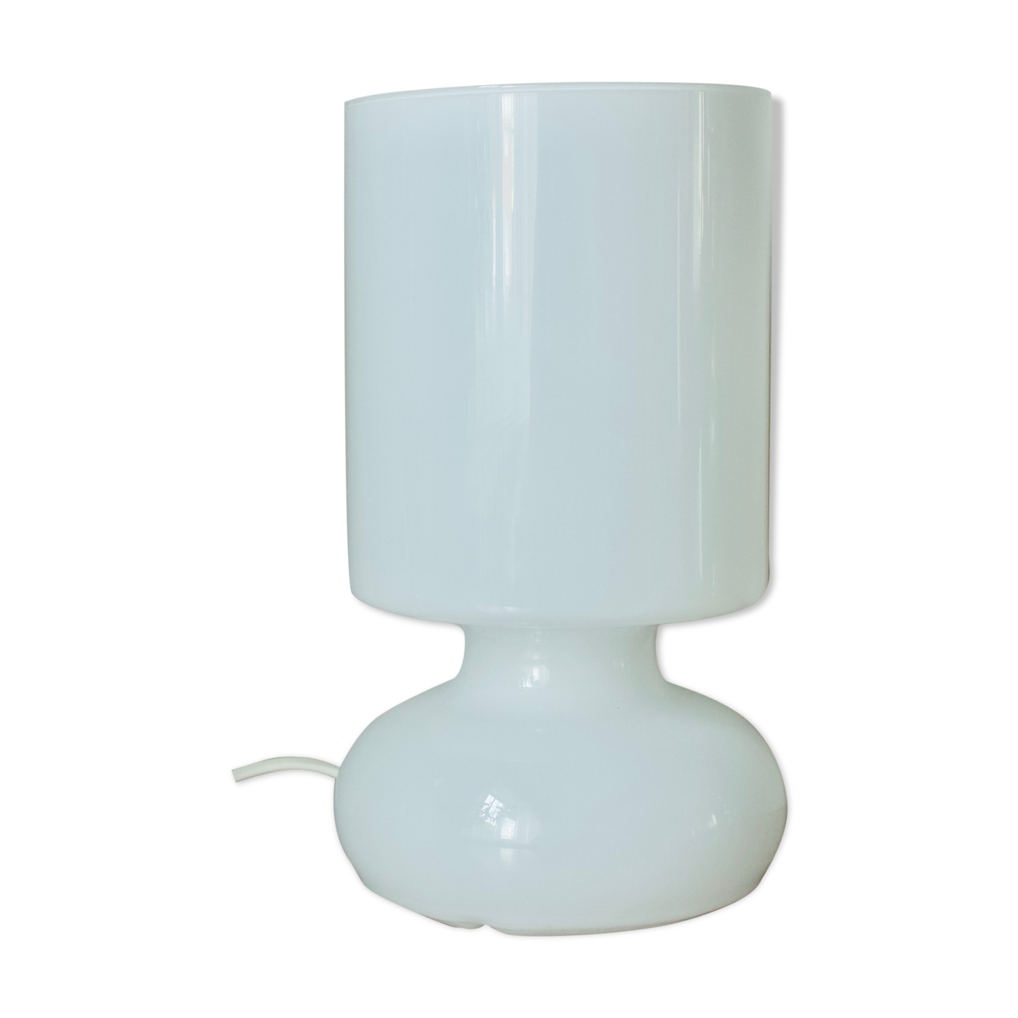 Opaline glass table lamp