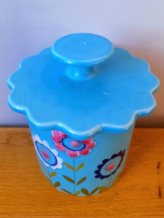 Italian ceramic box, 1970