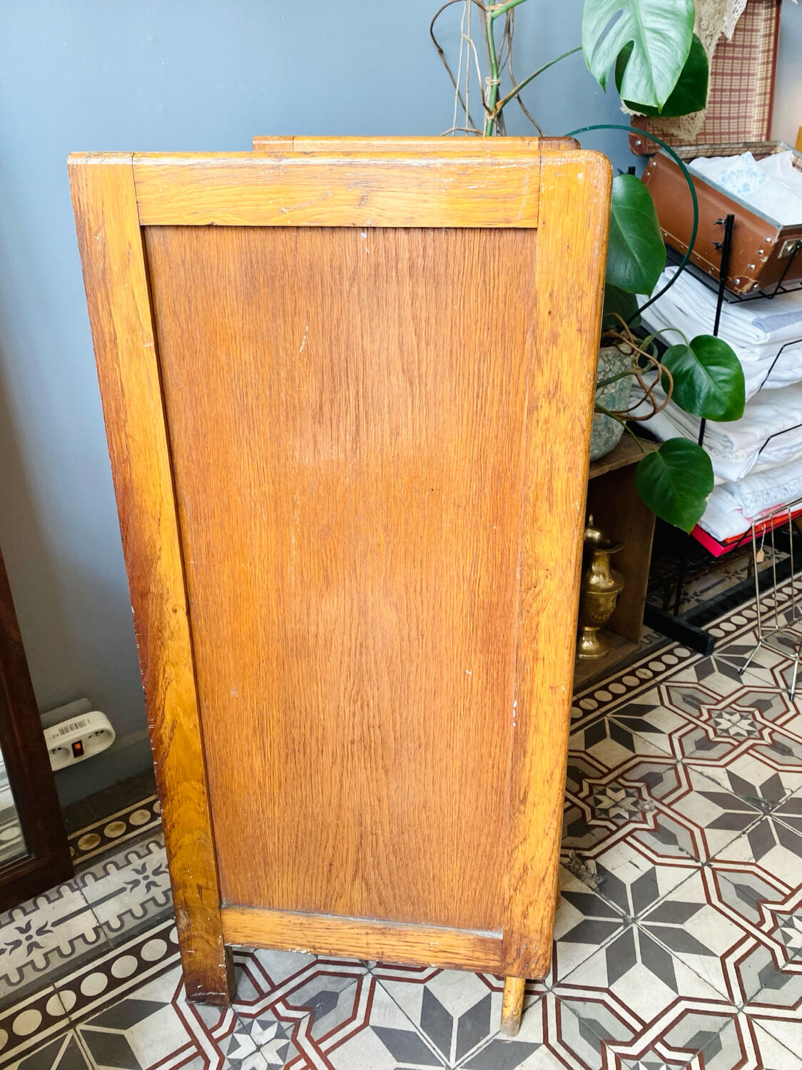 Small wooden chest of drawers from the 1950s.