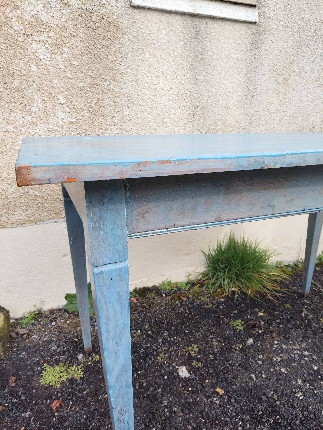 Antique table with spindle legs, patinated in celadon blue – solid wood – 19