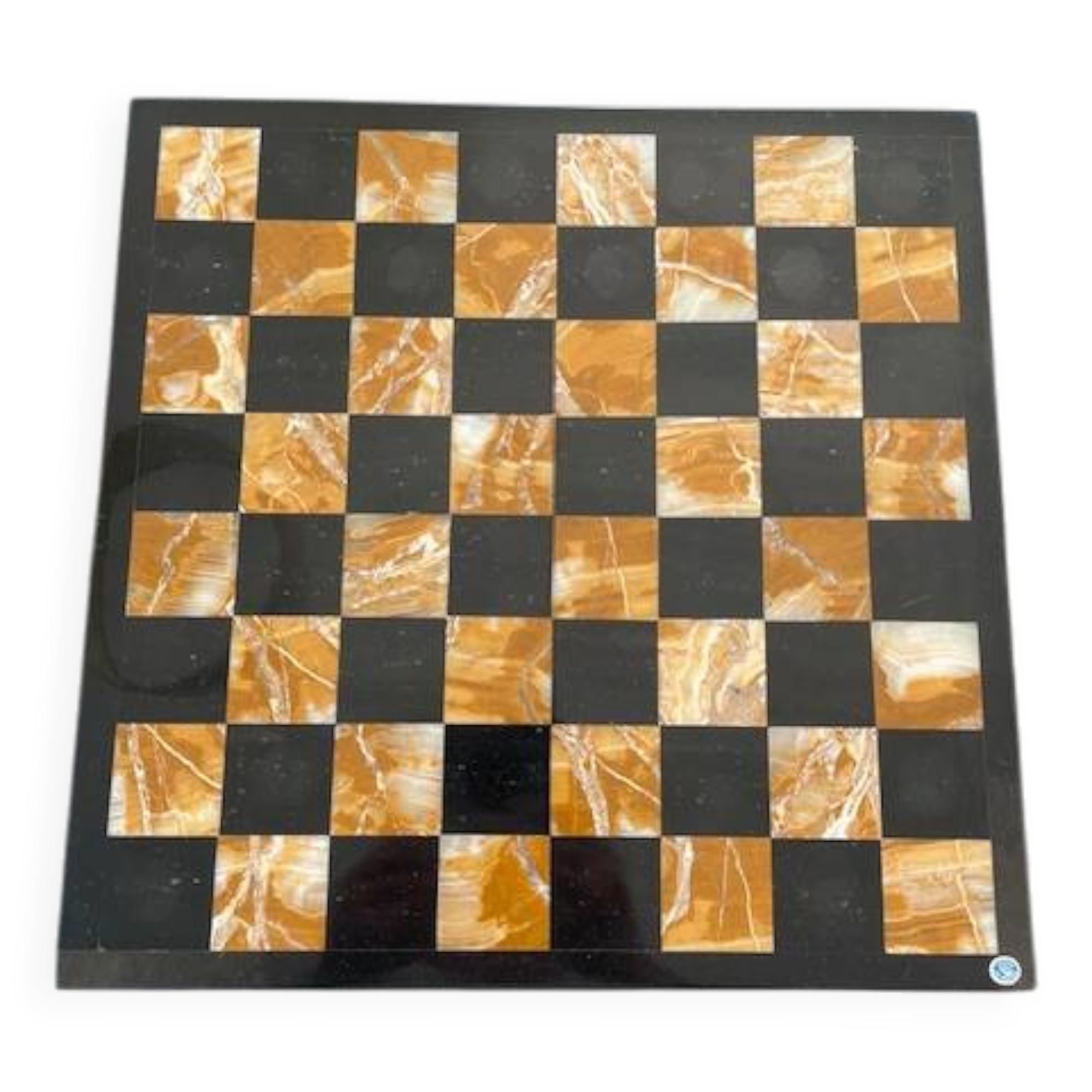 Mexican handcrafted chessboard. Made of stone. Mint condition. 40x40x1.4 cm. 6.5 kg.
