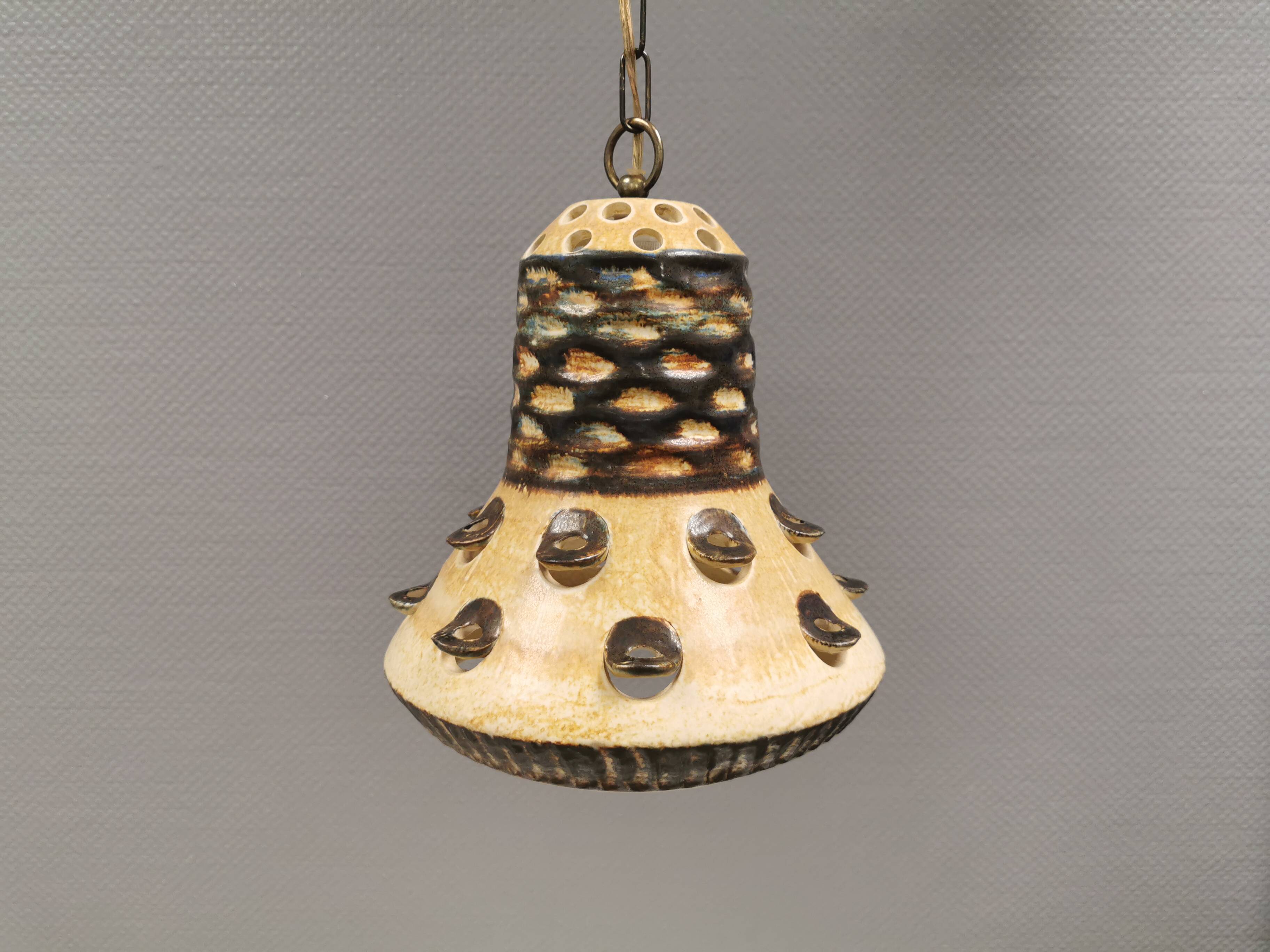 A stunning ceramic hanging lamp with exquisite details. Denmark 1970s