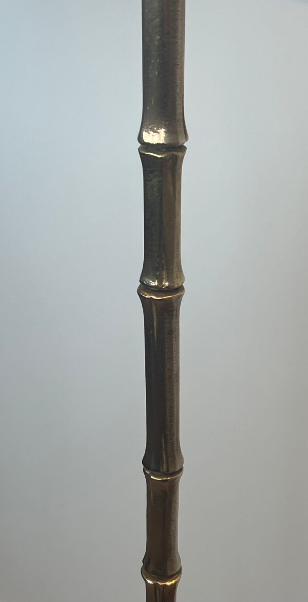 Lampadaire de parquet en bronze façon faux-bambou de la maison Baguès