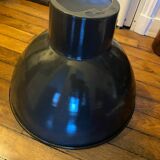 Industrial pendant light