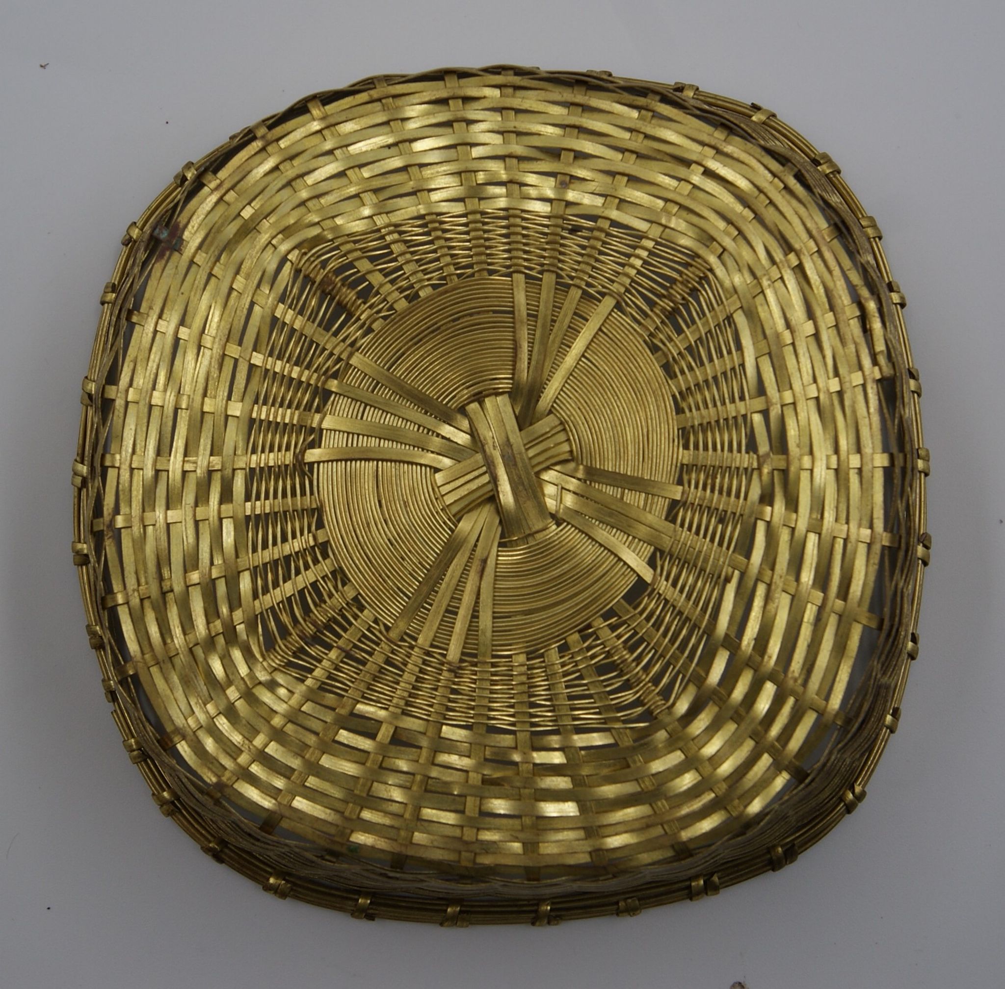 Corbeille carrée fil métal vintage