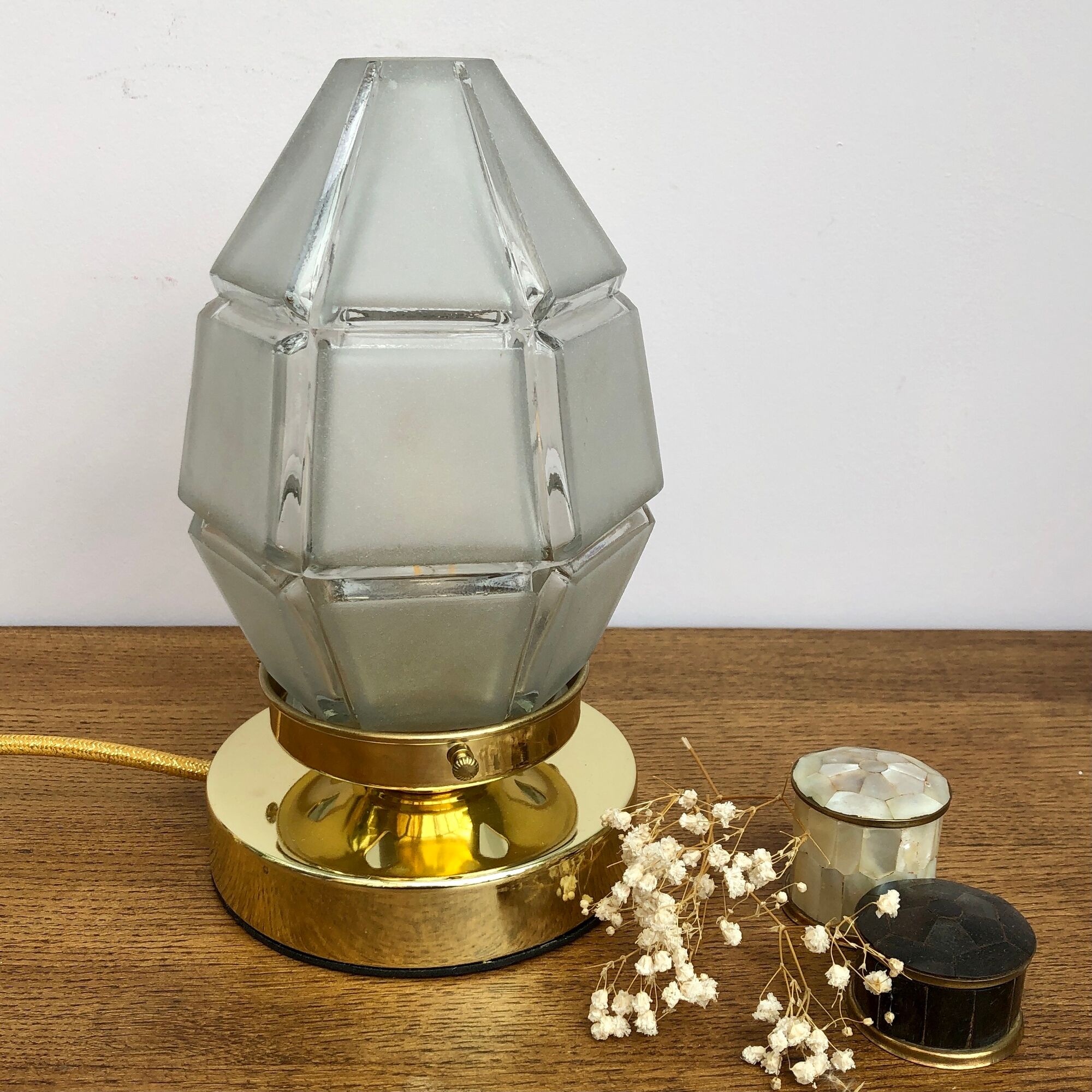 Lamp to lay vintage globe art deco in frosted glass
