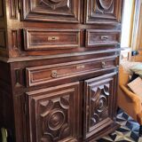 Louis XIII dresser