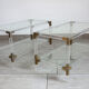 Paire de tables basses italiennes plexiglass, verre et laiton années 70