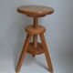 Tabouret à vis