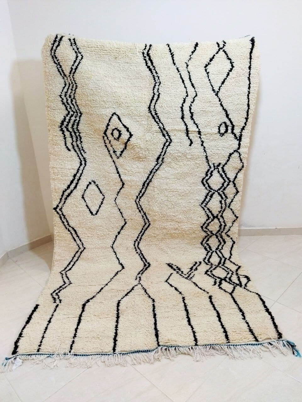 Tribal berber carpet 260 x 158 cm