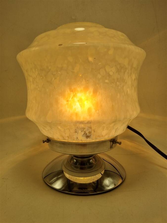 Art Deco lamp