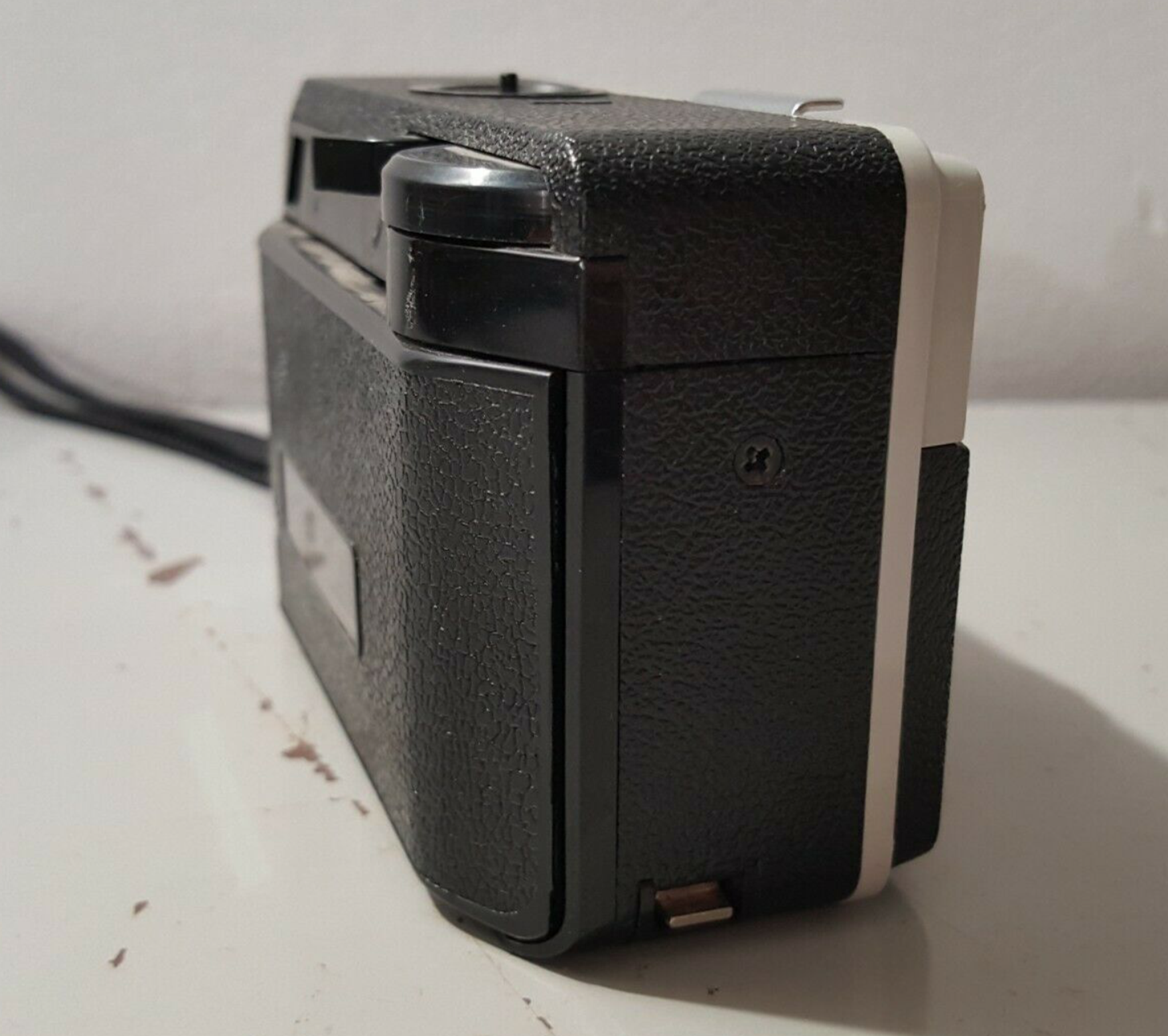Appareil photo ancien vintage kodak instamatic 104
