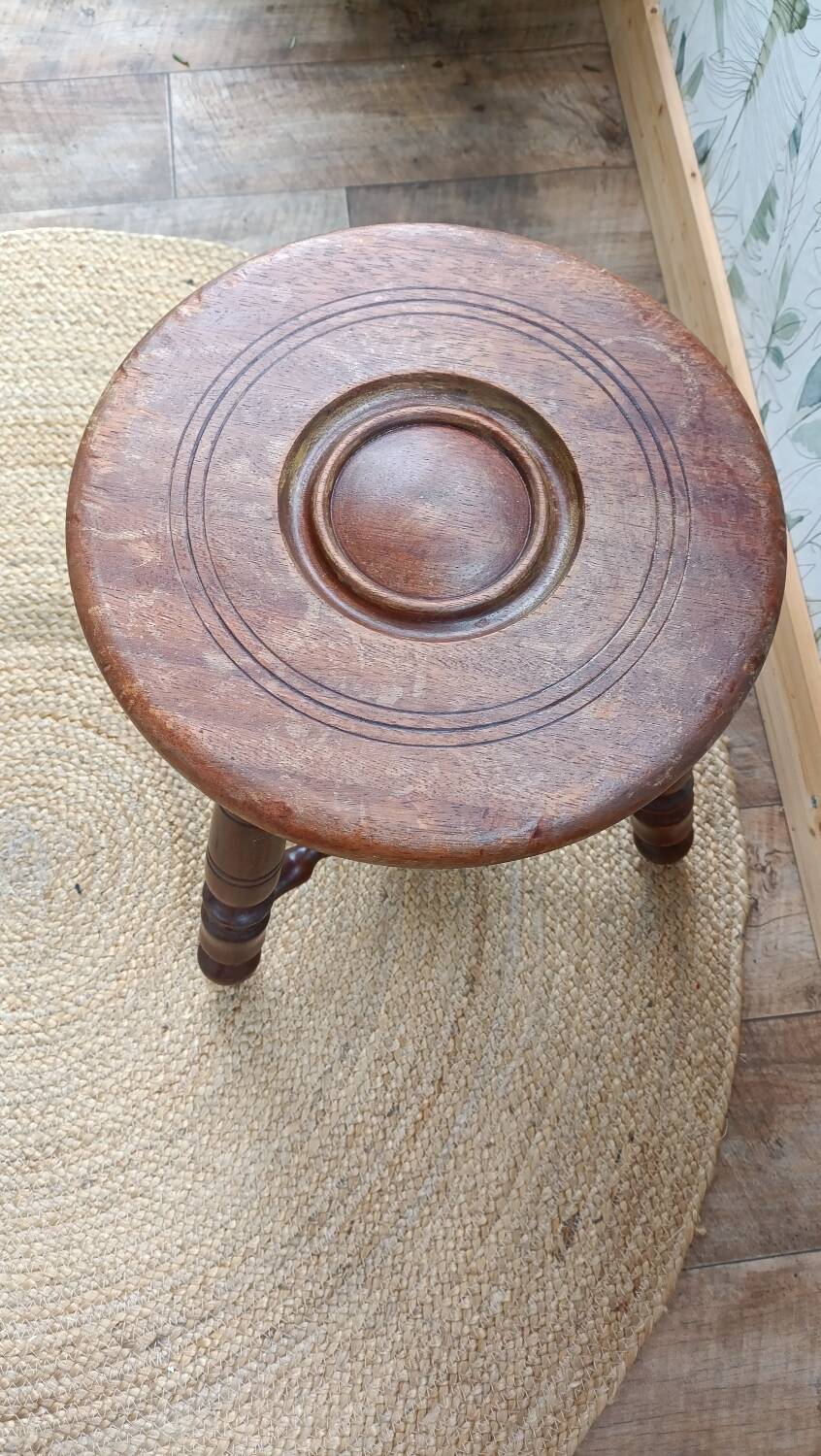 Charles Dudouyt stool