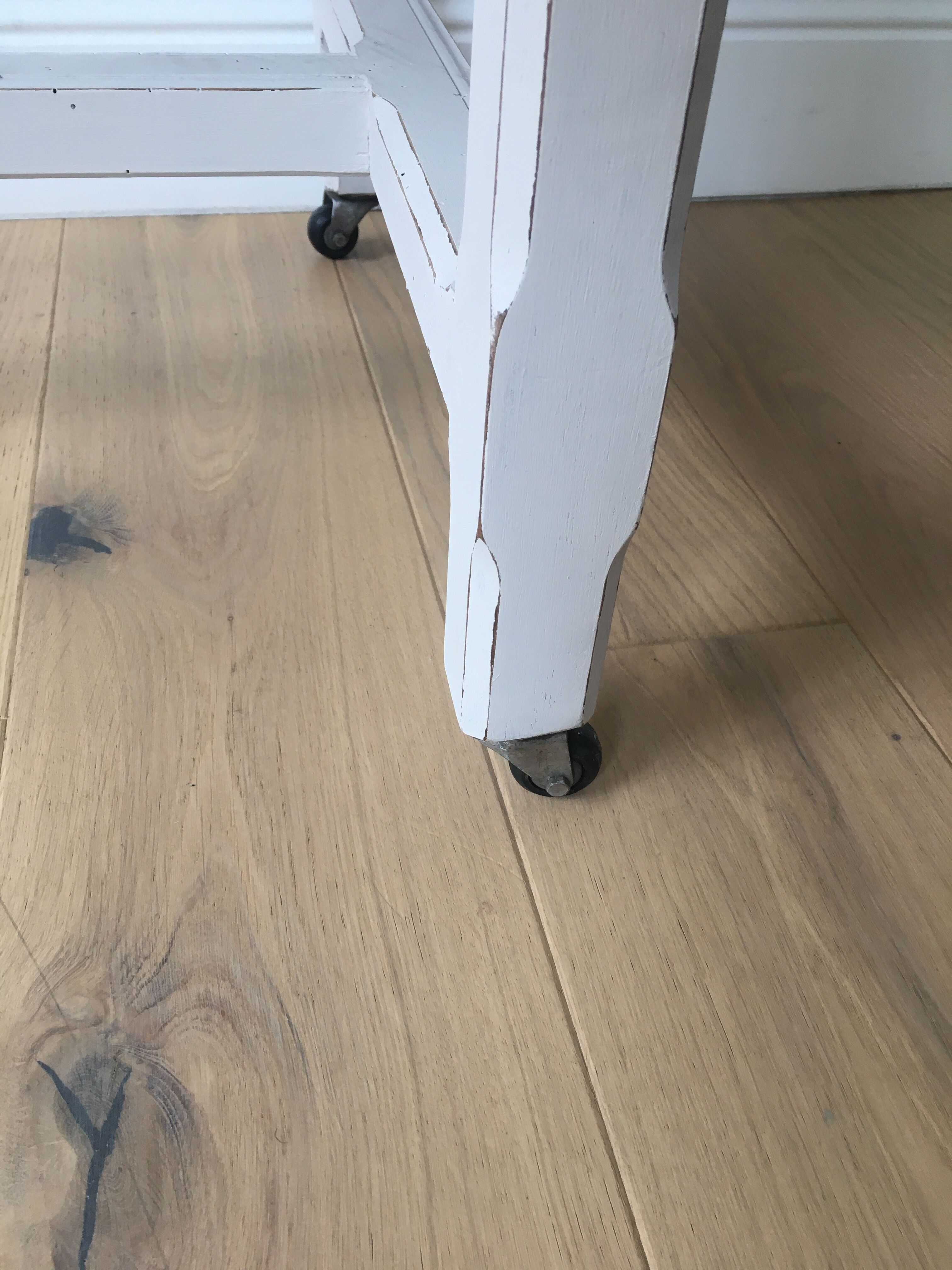 Vintage solid wood service