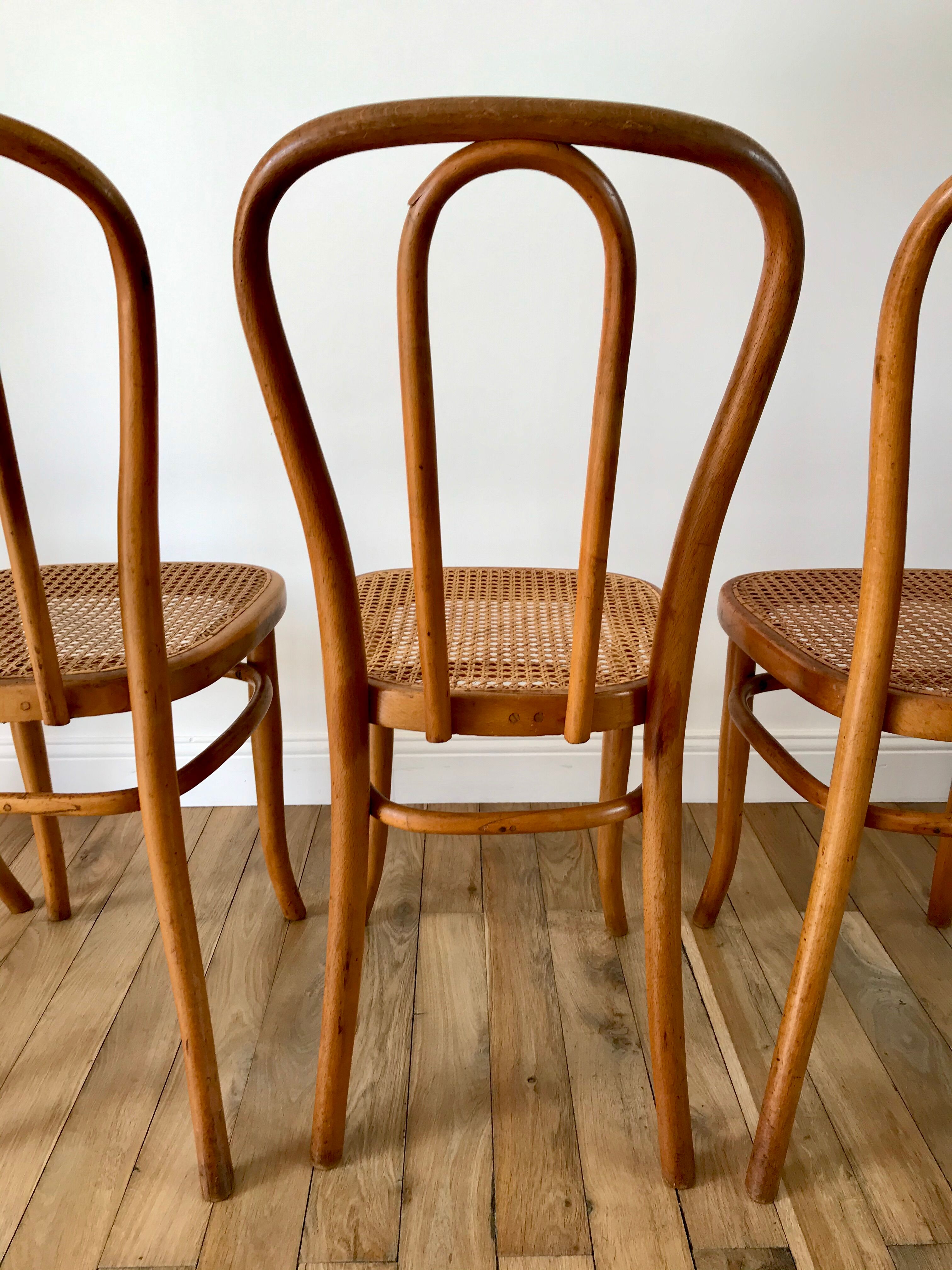 Set of 4 cane chairs in bentwood and honey-coloured cane thonet early 20th century