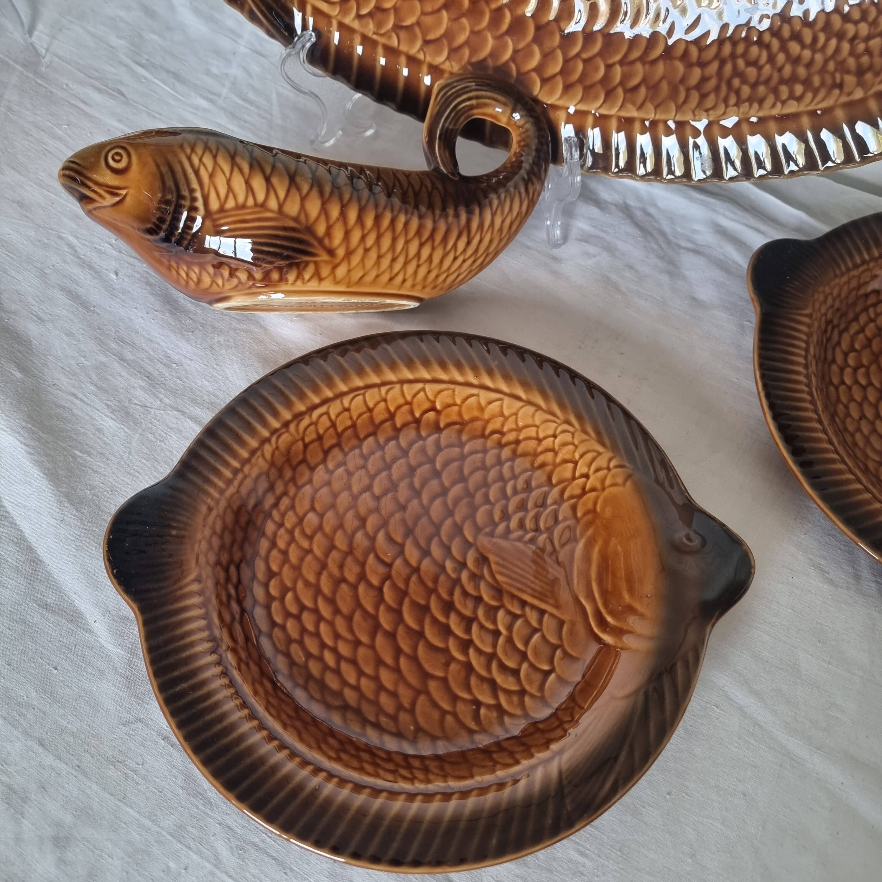 French ceramic dinnerware and plates set sarraguemines 1970s
