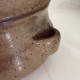 Tournay stoneware pot