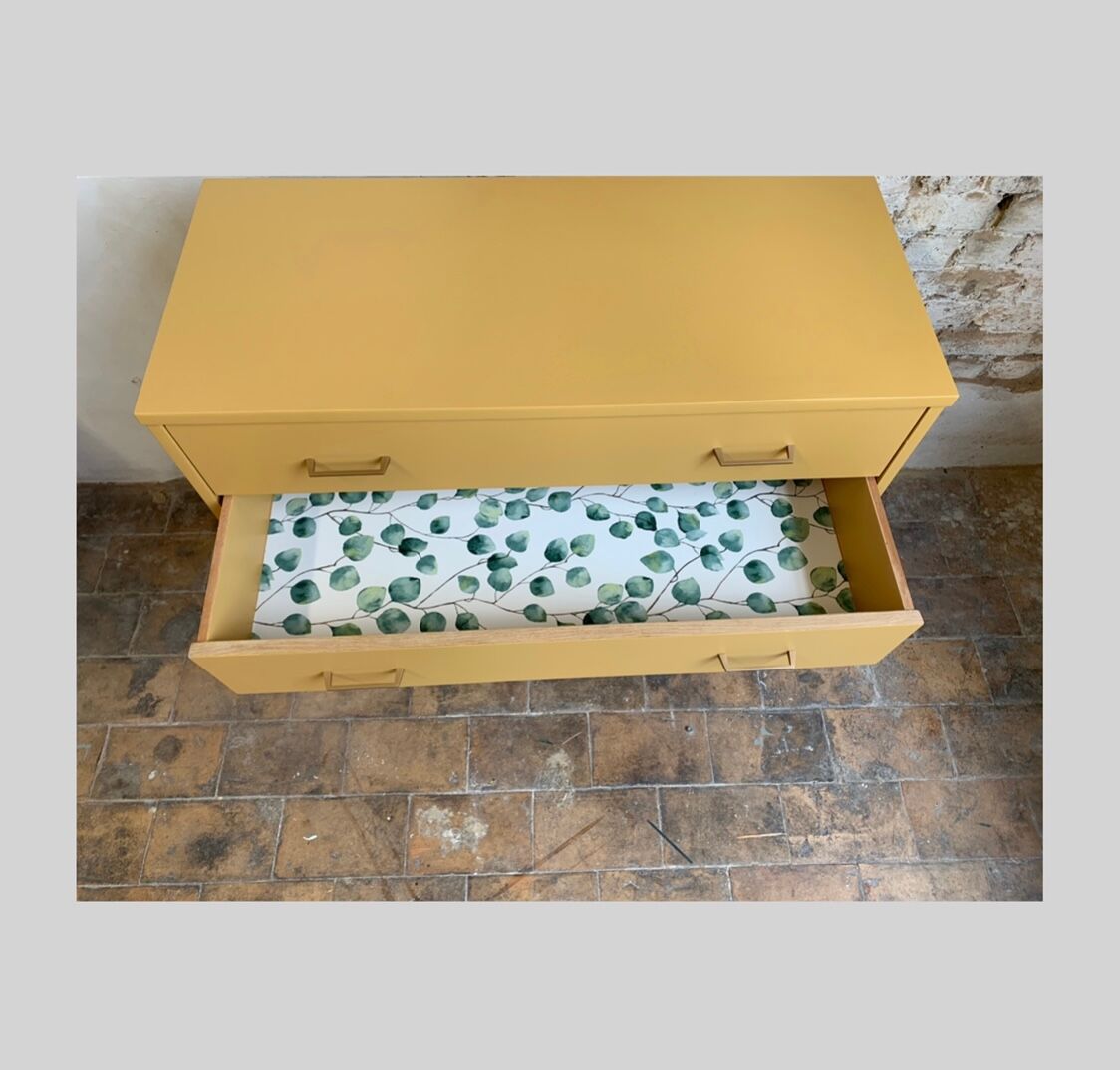 Vintage ochre chest of drawers