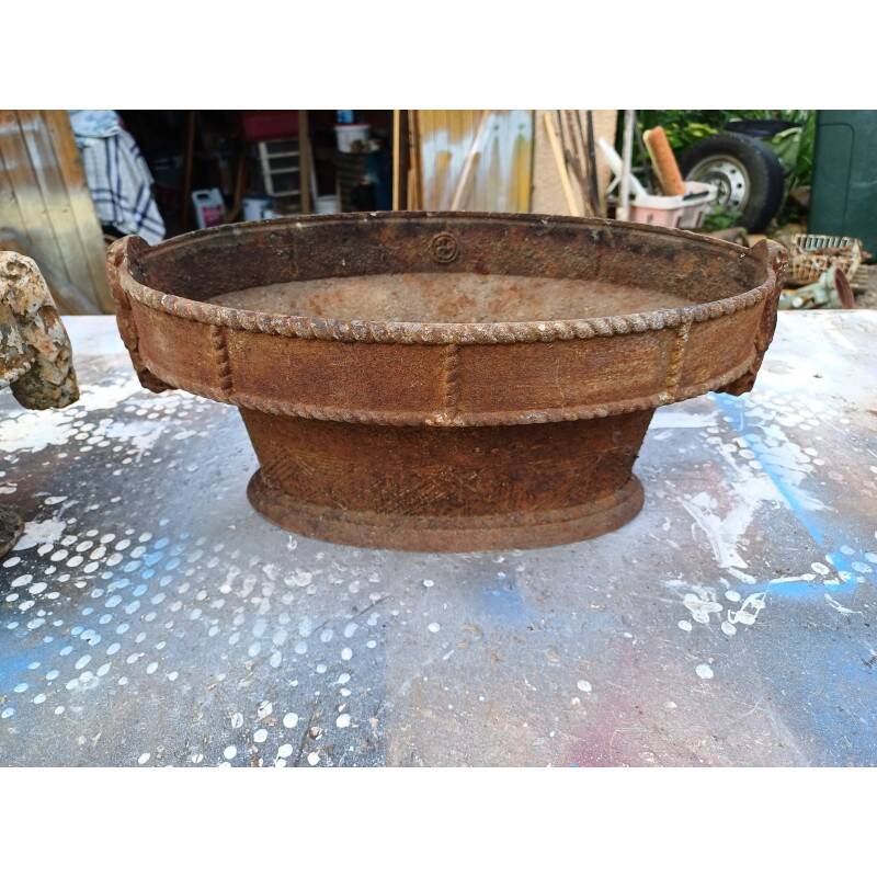 3 cast iron planters 1900: Charleville - Mézières