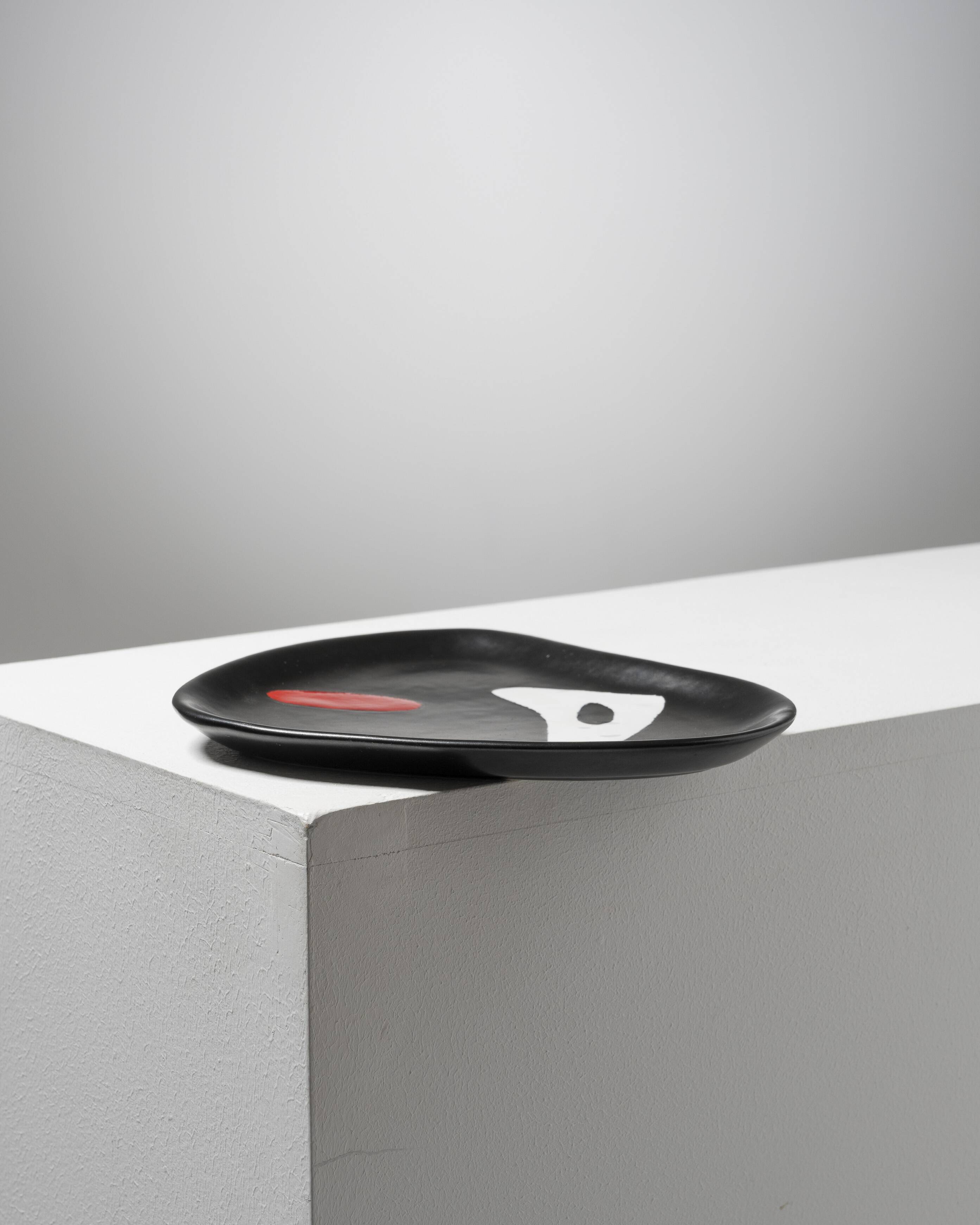 Ceramic with abstract decoration, Peter Orlando, 1960s