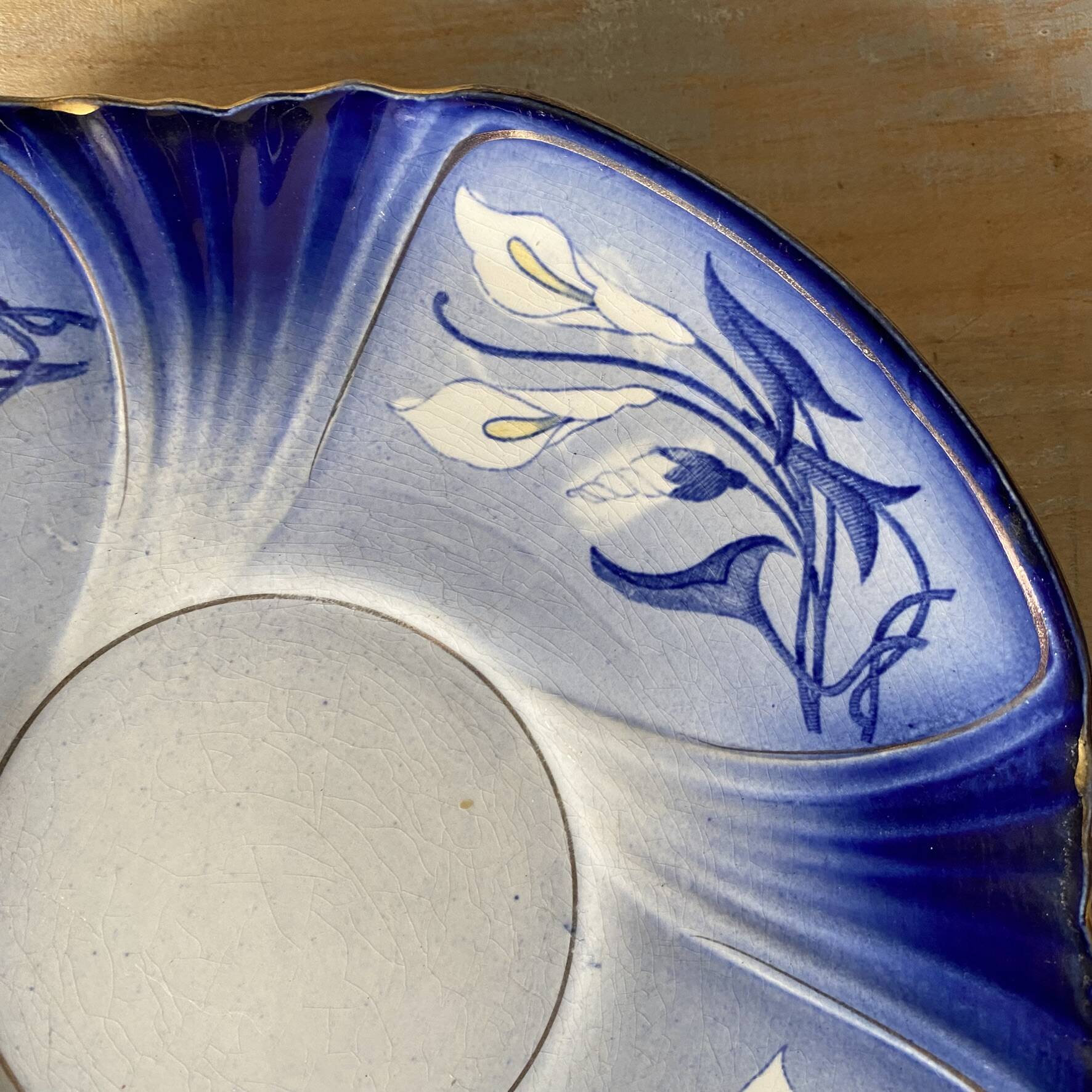 Assiettes  Sarreguemines décor Arum bleu cobalt
