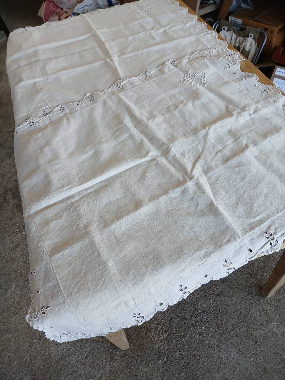 Antique flat sheet and 2 pillowcases set