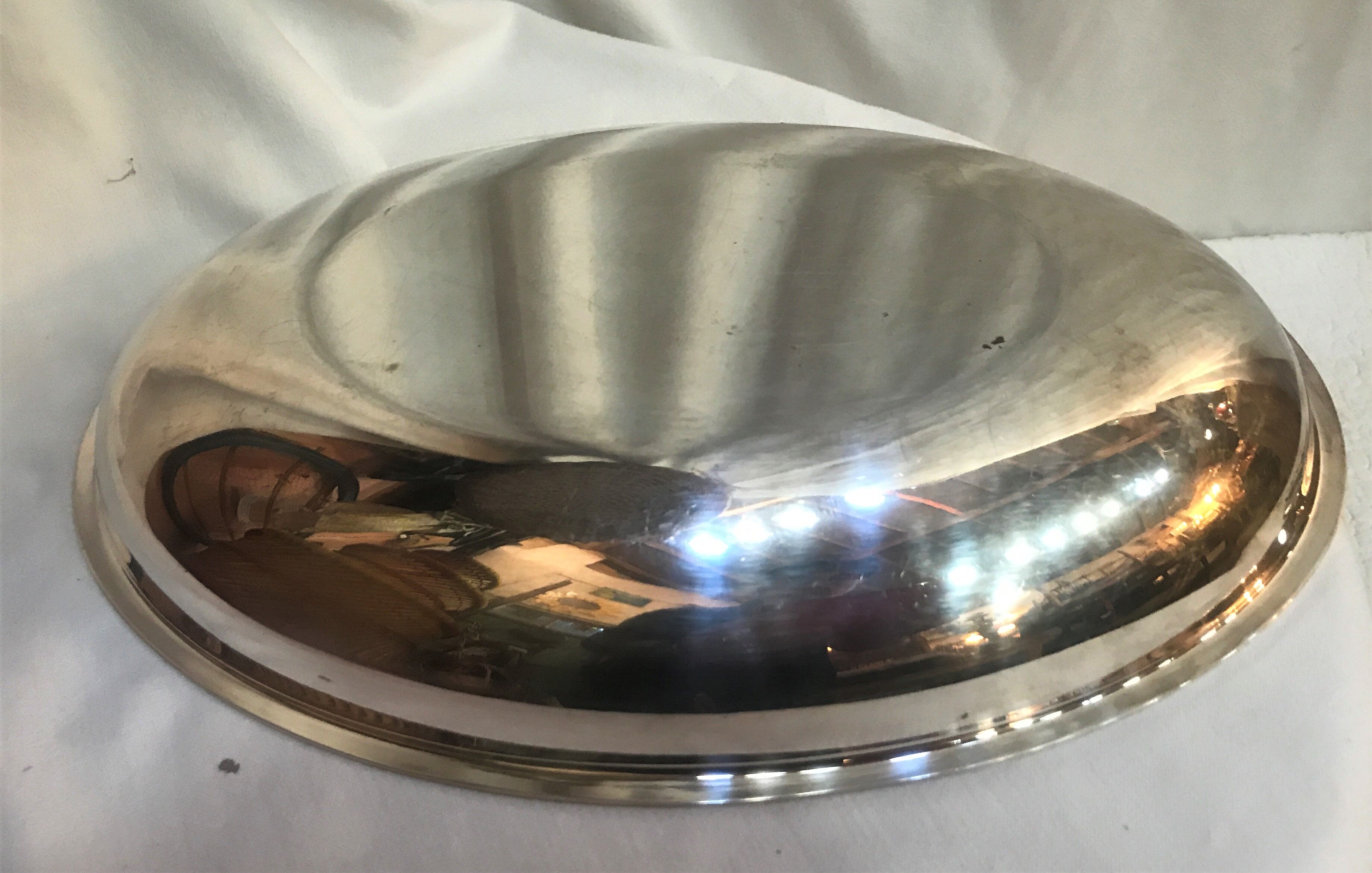 Silver metal hollow oval dish