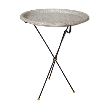 Folding tripod console