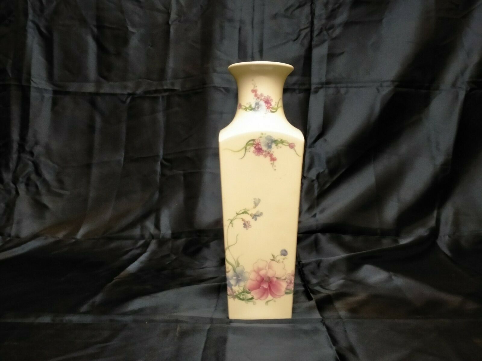 Grand Vase Royal Manufacture Limoges