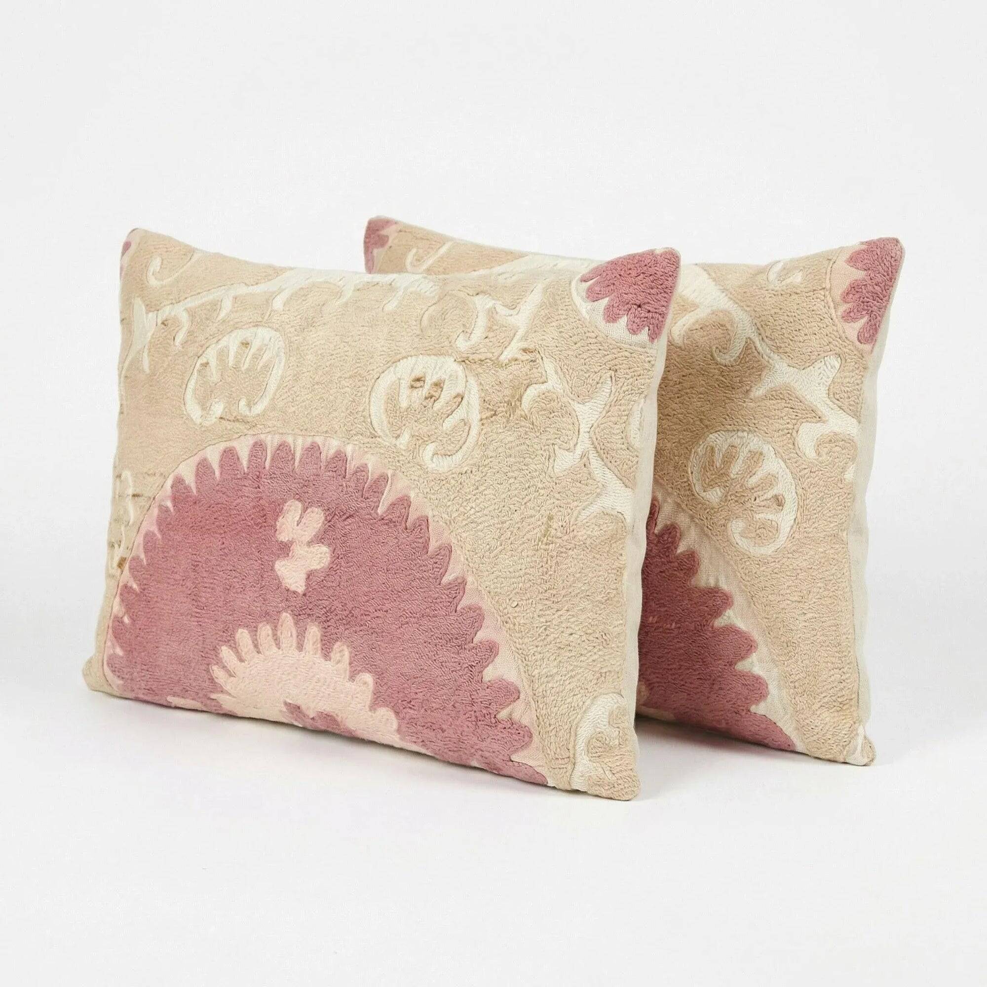 Set of 2 vintage embroidered cushion covers 41x61 cm