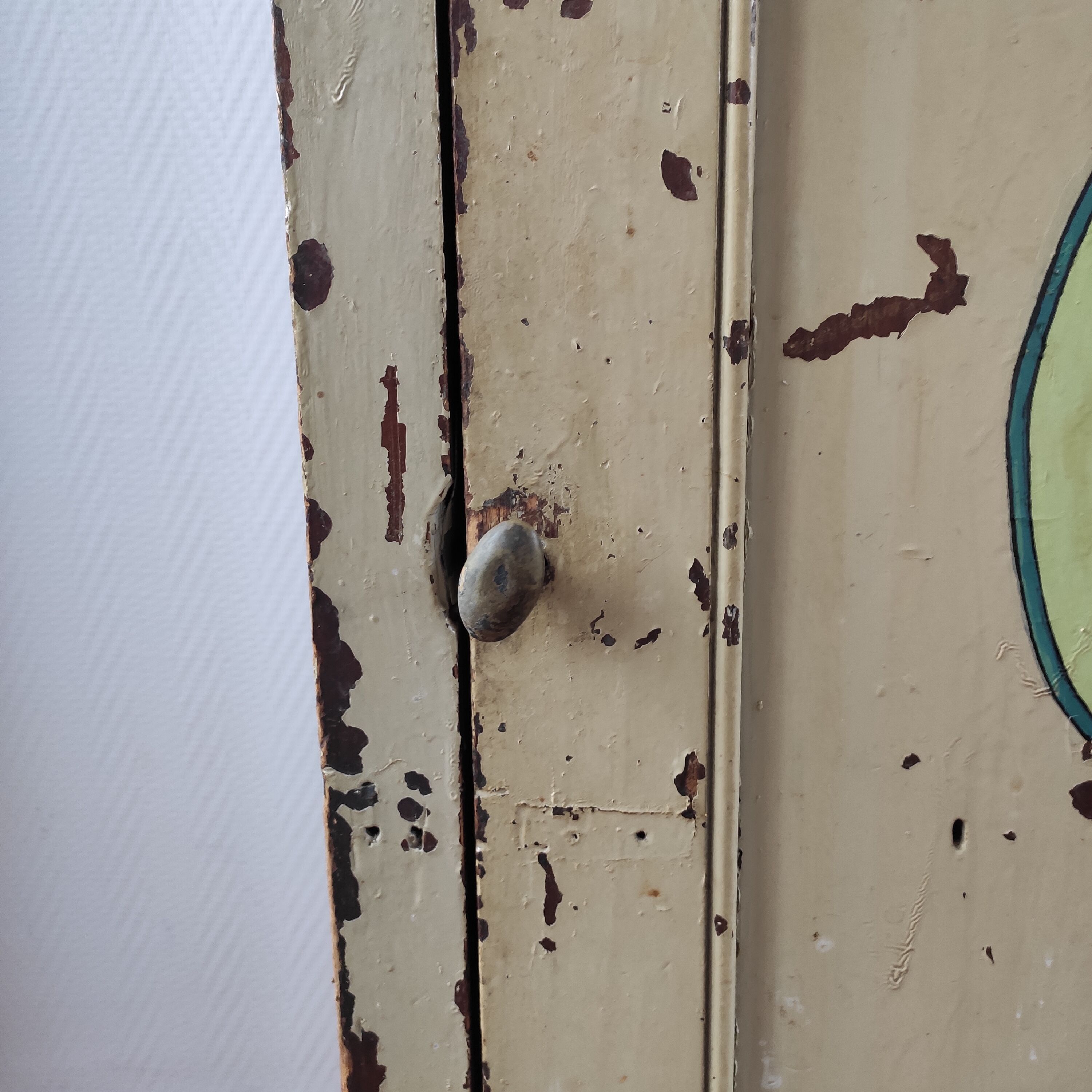 Parisian buffet old jam maker