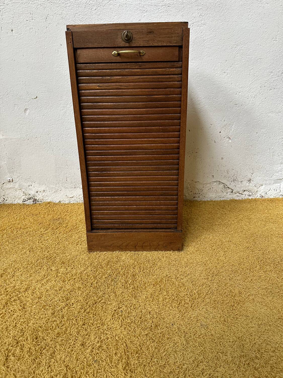 Roll-top filing cabinet