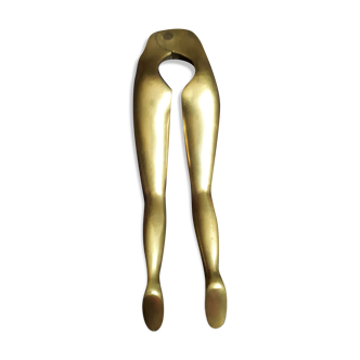 Bare-legged nutcrackers. Gilded bronze.