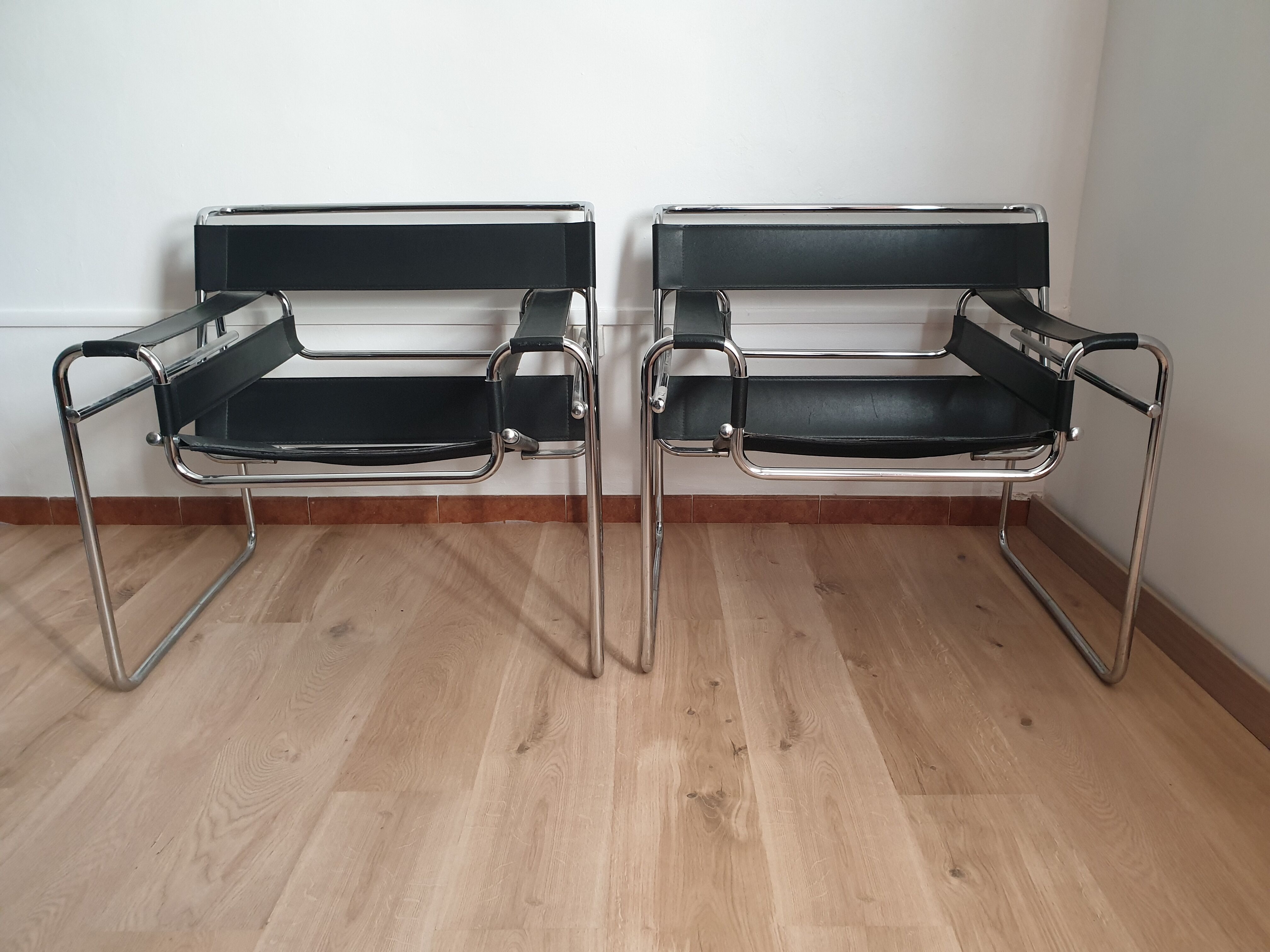 Paire de fauteuils wassily de Marcel Breuer