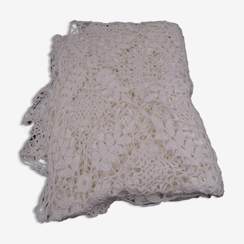 Rectangular tablecloth made of crochet 1950
