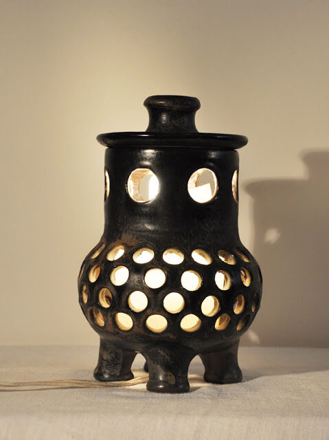 Lamp quadripode earthen terracotta of the sixties