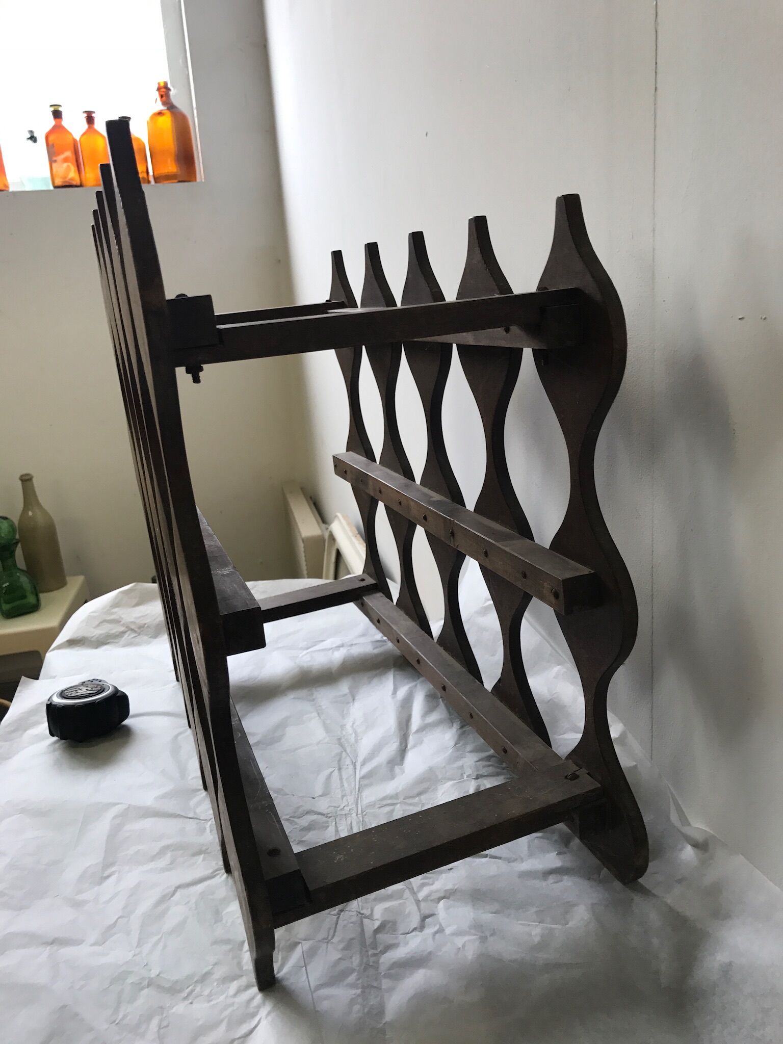 Porte-bouteilles en bois ancien Fauchon