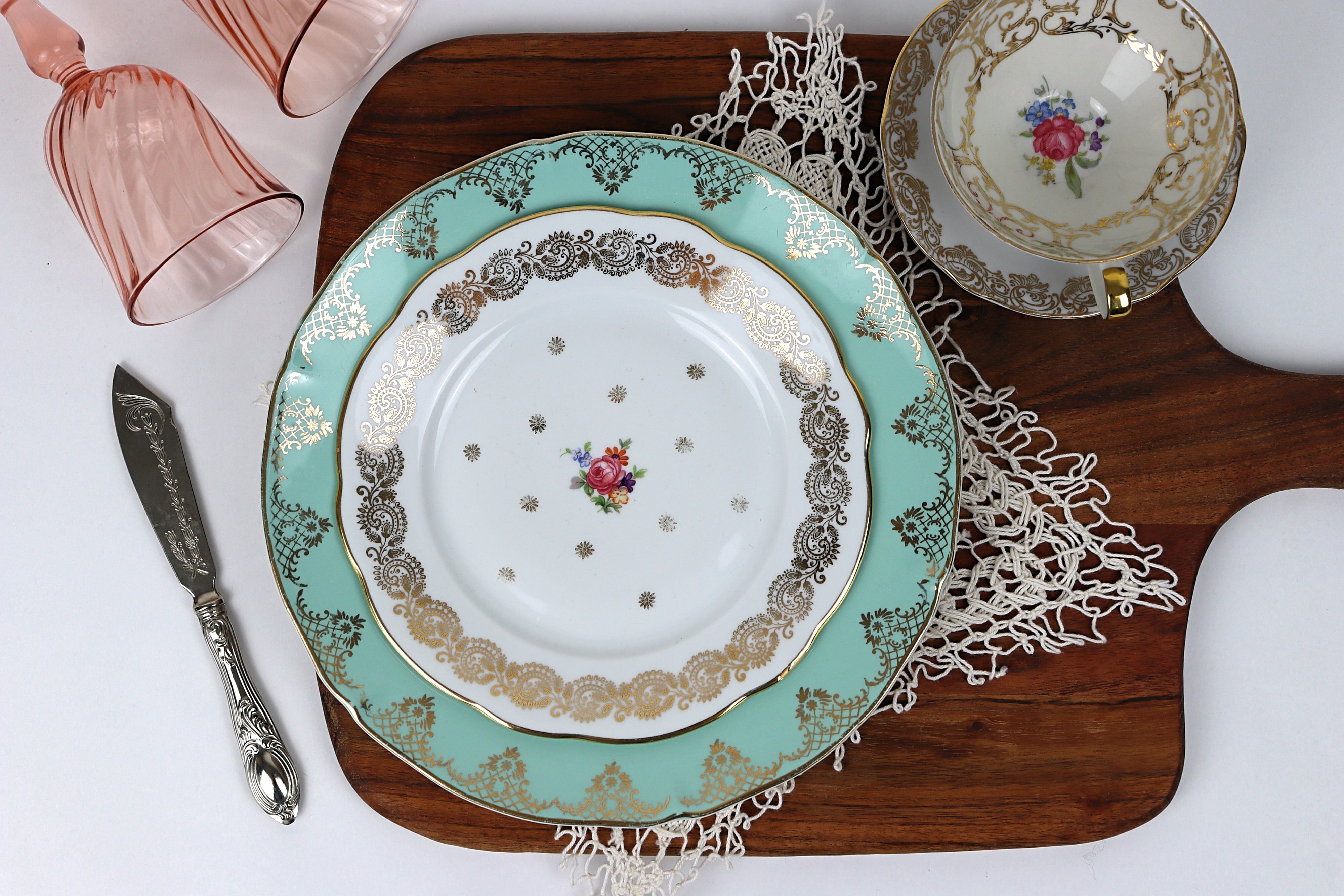 6 vintage porcelain dessert plates