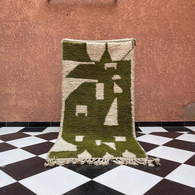 Handmade pure wool traditional green rug 140 x 260 cm