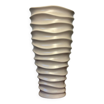 80s design vase