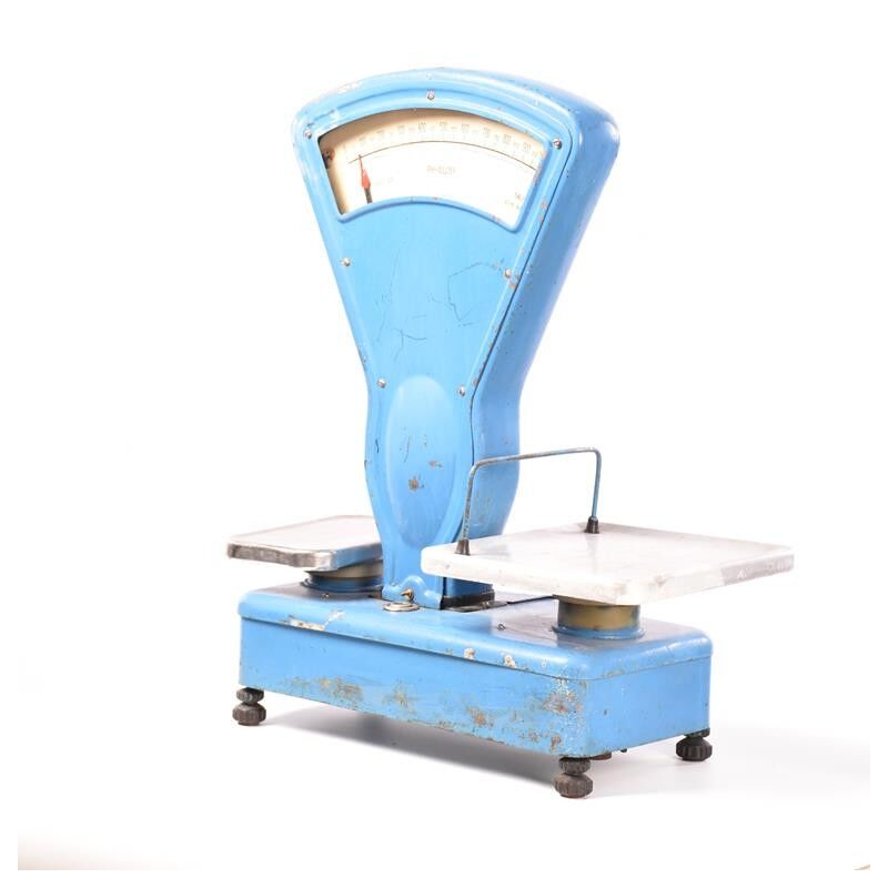 Vintage brocante scale