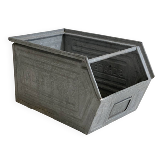 Metal industrial box