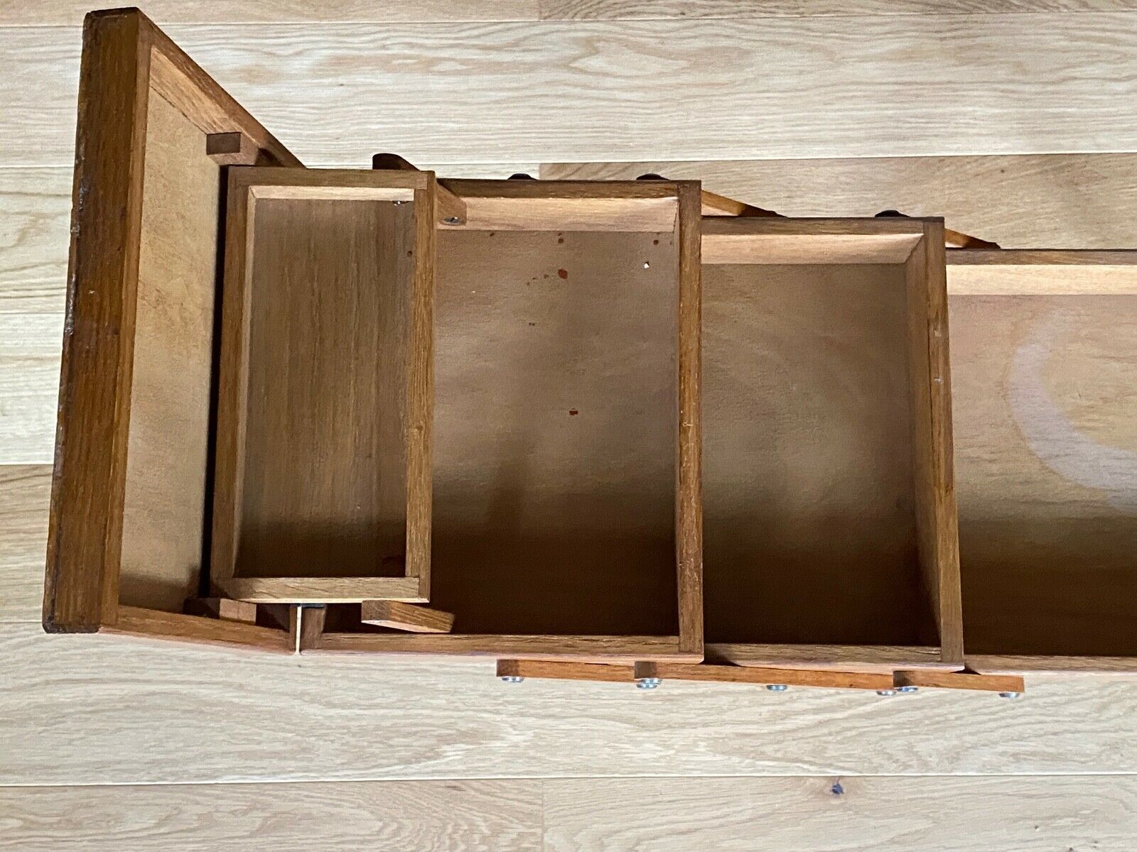 Sewing worker with xx th drawer system 4 feet