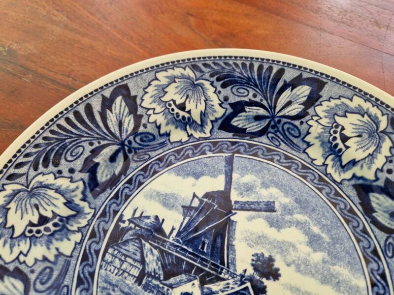 Delfts earthenware soup plate by Boch for Royal Sphinx