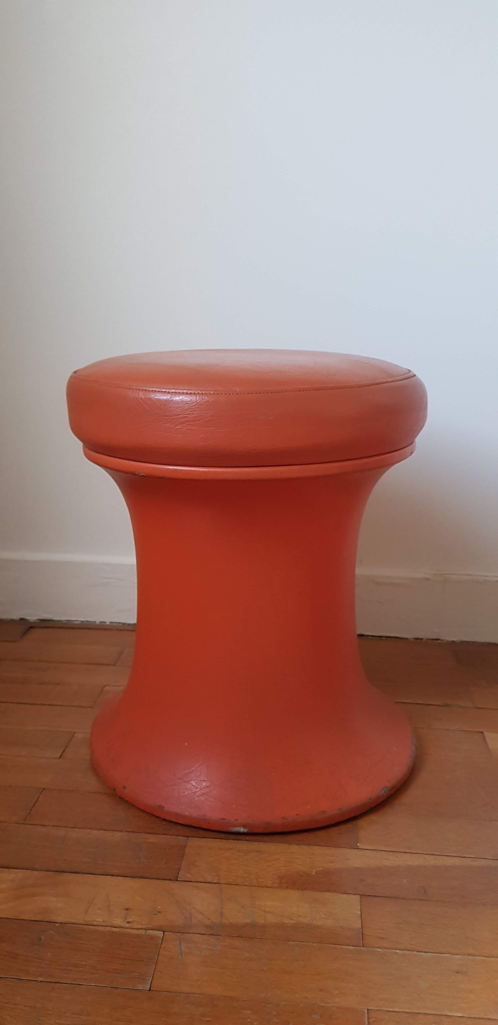 Vintage orange stool shape Tam Tam imitation leather
