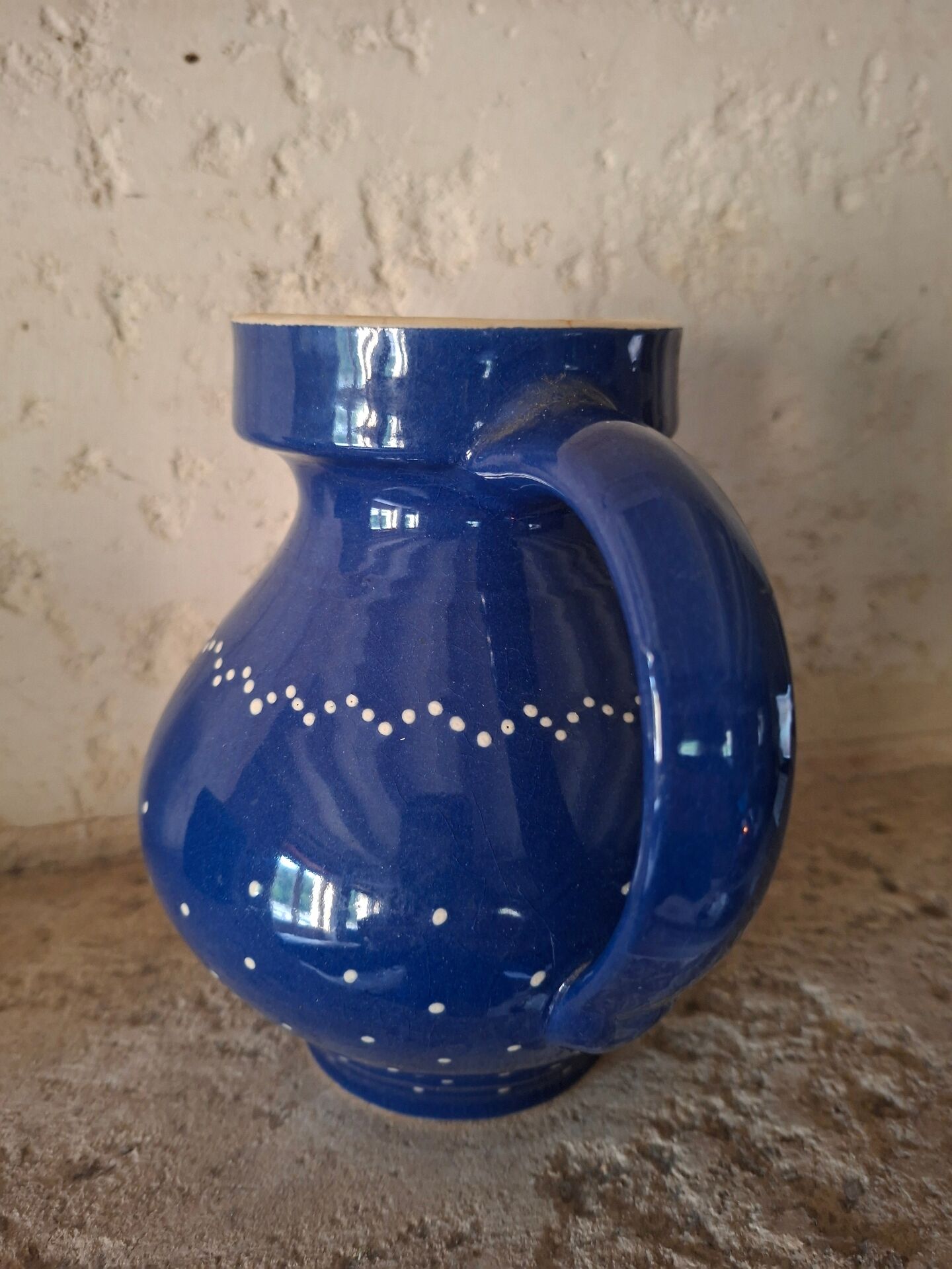 Pichet en ceramique bleue Topferei