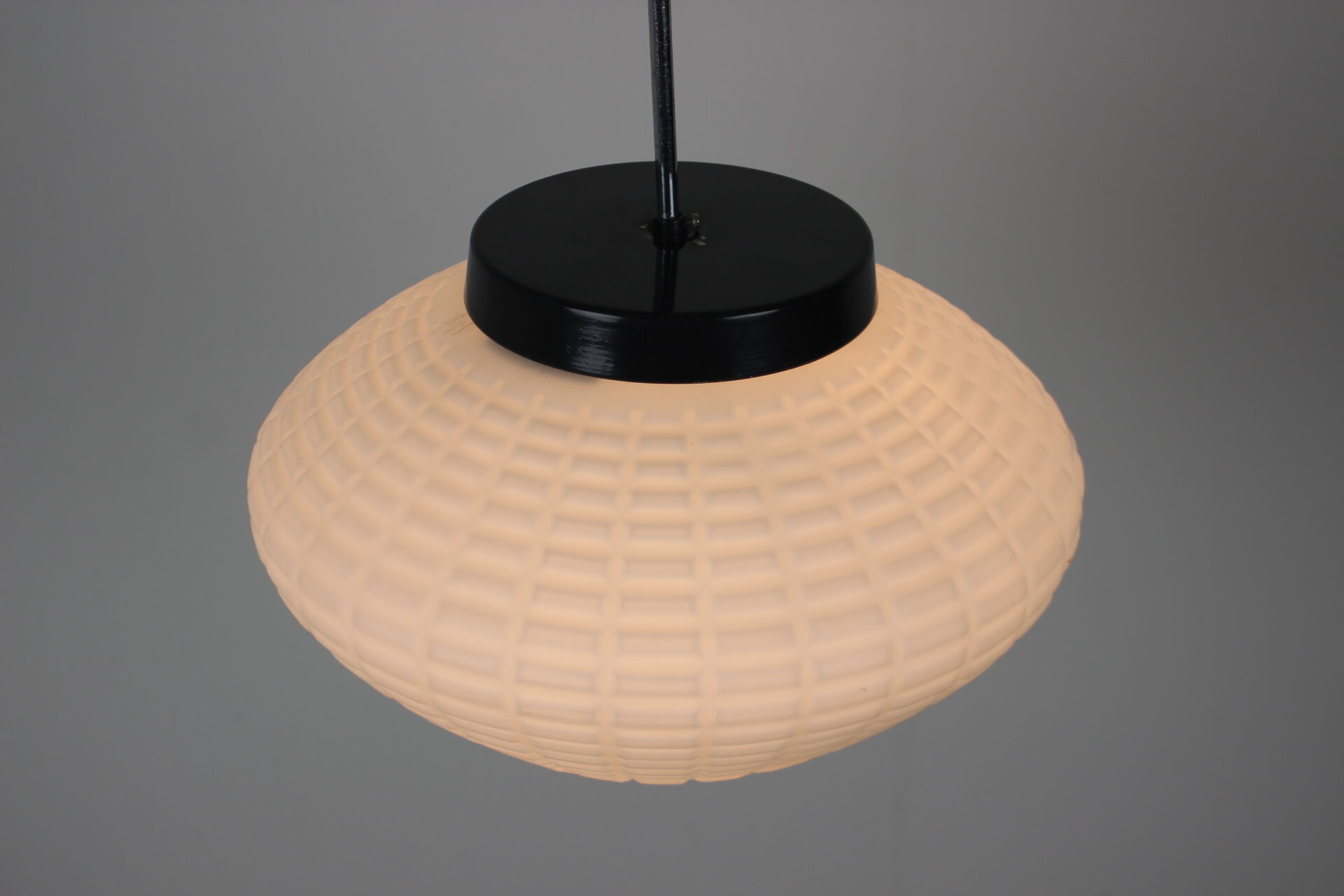 Mid-century hanging lamp, 1970